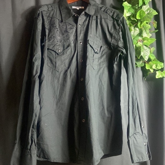 Manchester Esc Black Embroidery Button Down  Shirt - Picture 3 of 11